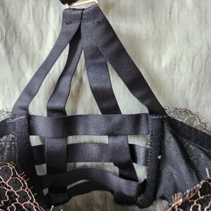 Victoria secret bra 38D